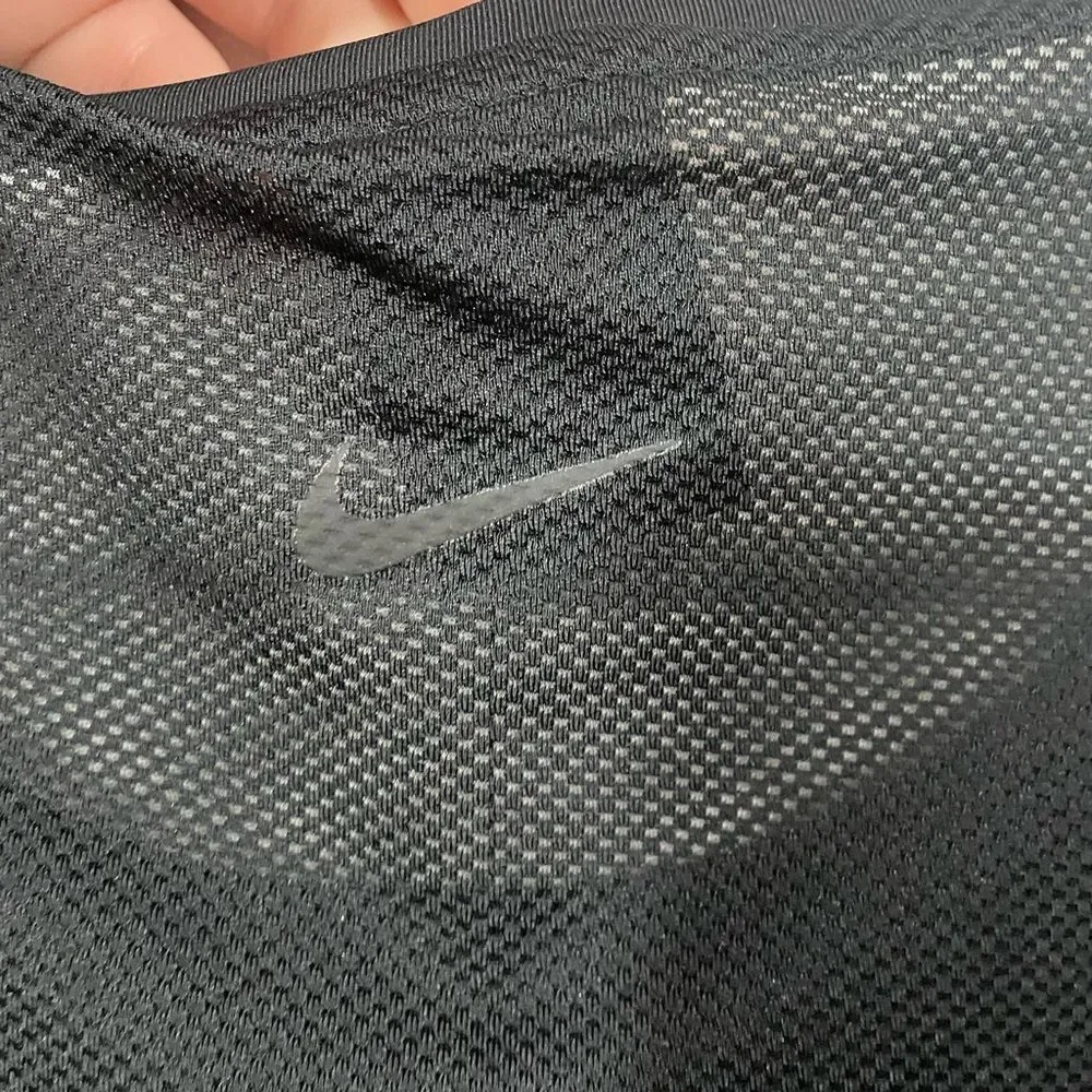 NWT Nike Pro Plus Size Mesh Muscle Crop Tank Top